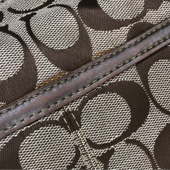 ✨SOLD✨ COACH Signature Canvas Khaki Small Shoulder Bag - 44014 - Picture 11 of 12